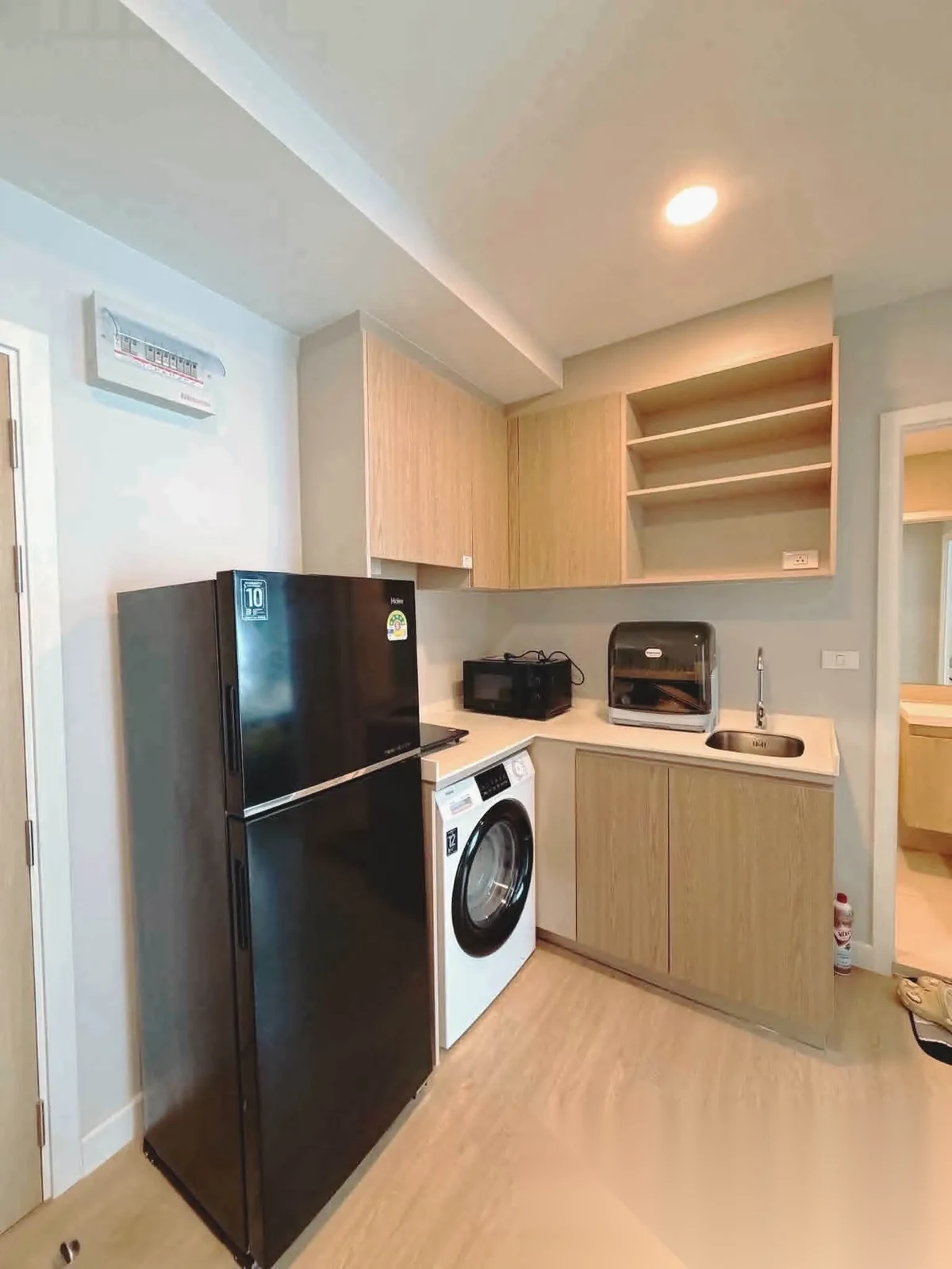Studio Apartment for rent at The Cube Amaze complex · Si Sunthon — photo 11