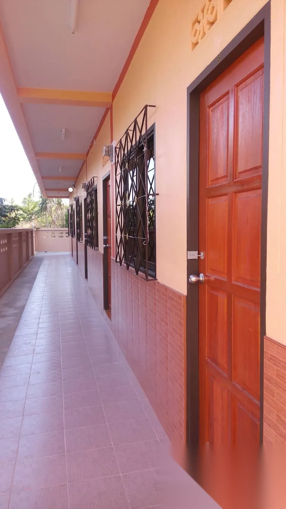 10 Bedroom Townhouse for sale — photo 3