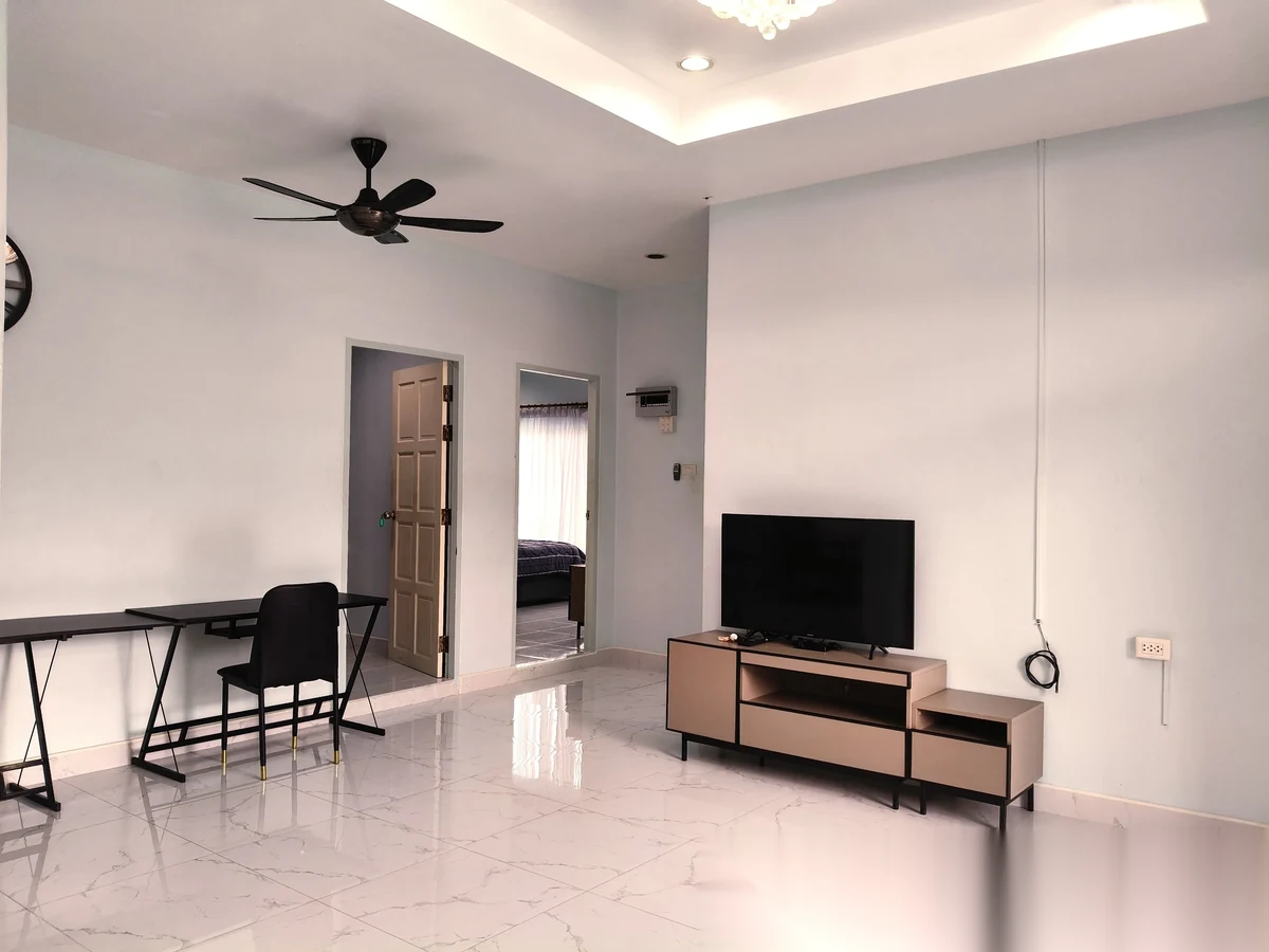 3 Bedroom Villa for rent at Bangthong Parkville complex · Kathu · Pool View — photo 3