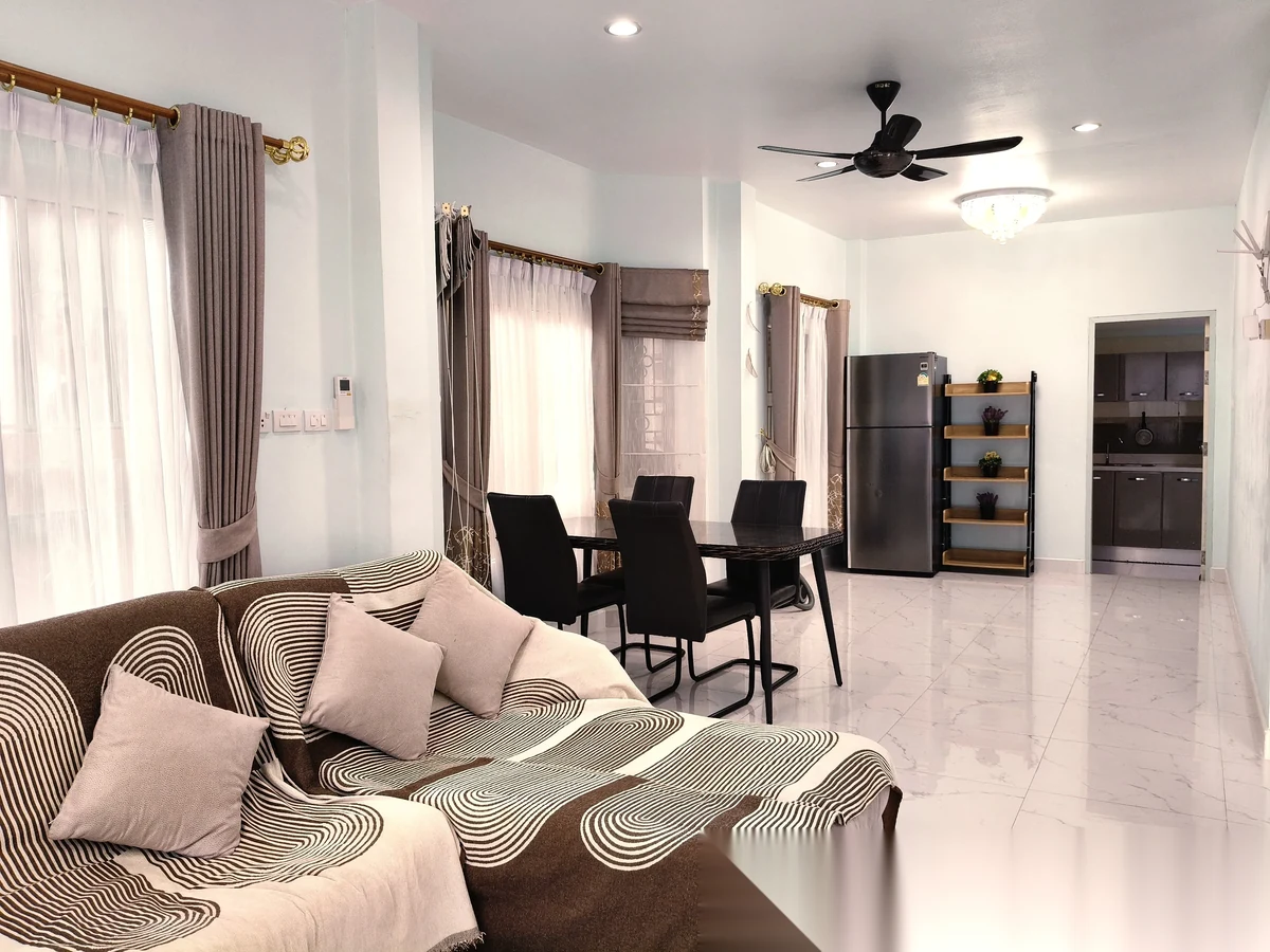 3 Bedroom Villa for rent at Bangthong Parkville complex · Kathu · Pool View — photo 4