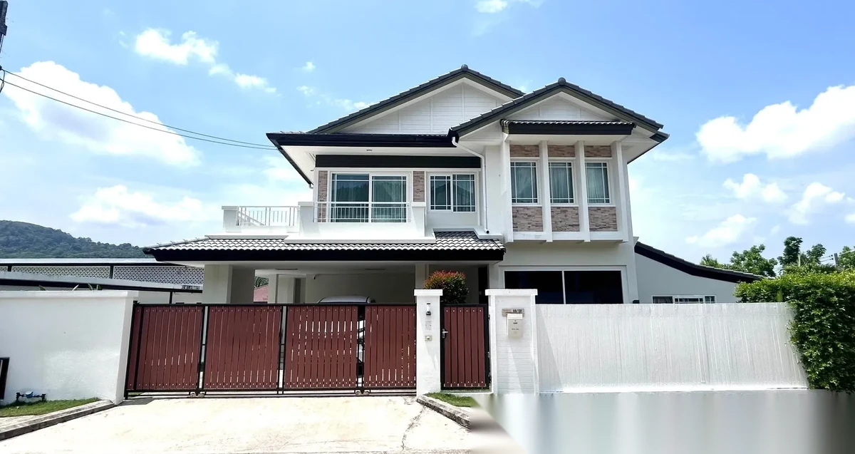 4 Bedroom Villa for rent at 88 Land and Houses Hillside Phuket complex · Chalong · Garden View