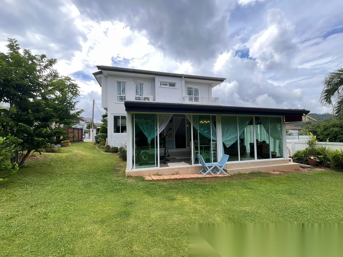 4 Bedroom Villa for rent at 88 Land and Houses Hillside Phuket complex · Chalong · Garden View — photo 3