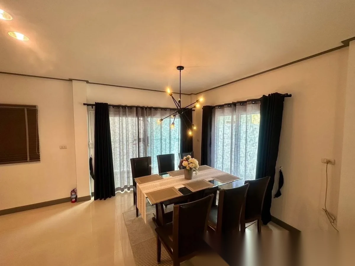 3 Bedroom Townhouse for rent at Baan Chanakan Baan Klang Muang complex · Wichit — photo 4