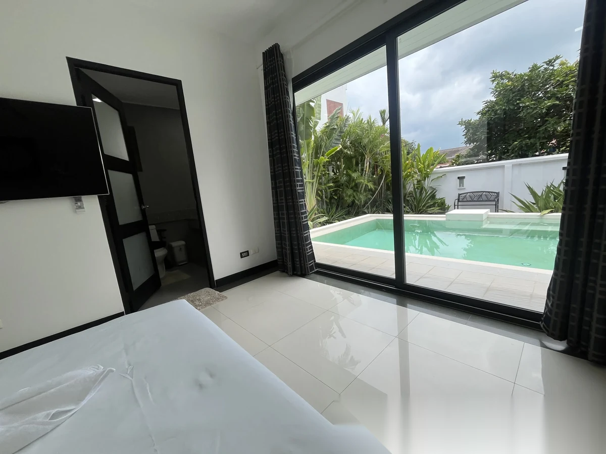 2 Bedroom Villa for rent at Villa Rawai Saiyuan 2bedroom 2 bathroom with pool complex · Rawai · Pool View — photo 2