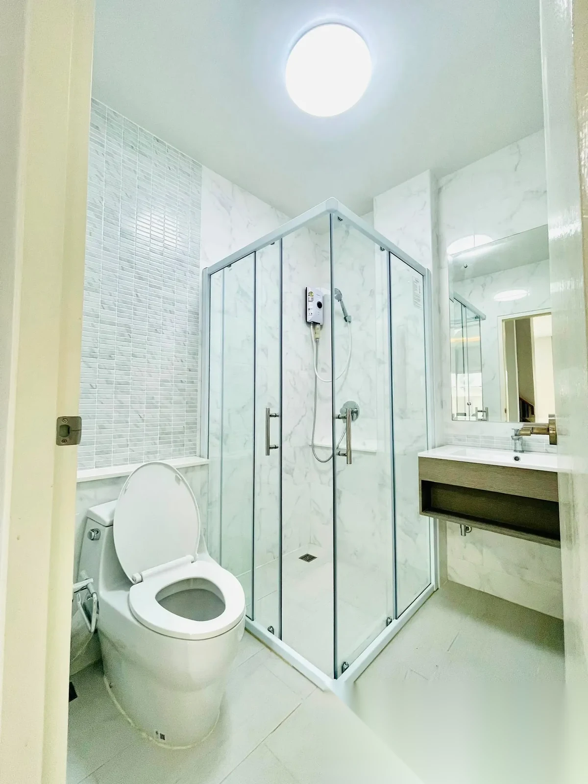 4 Bedroom House for rent at Mana Kathu Lake complex · Kathu — photo 6
