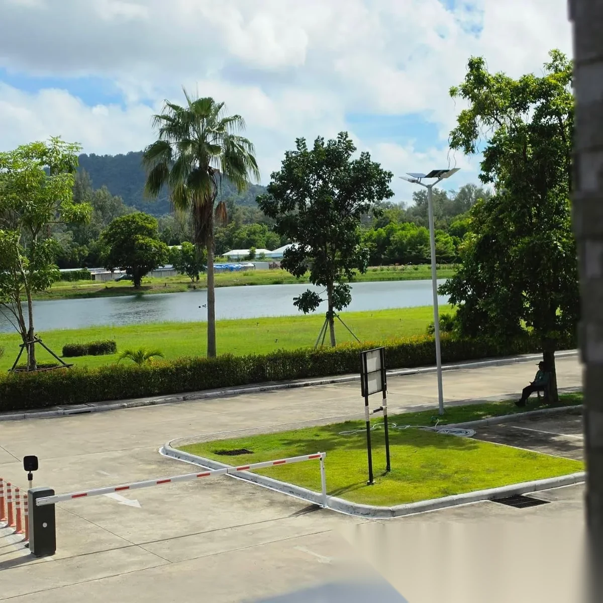 1 Bedroom Apartment for rent at Royal Lee The Terminal Phuket complex · Sakhu · Lake View — photo 9