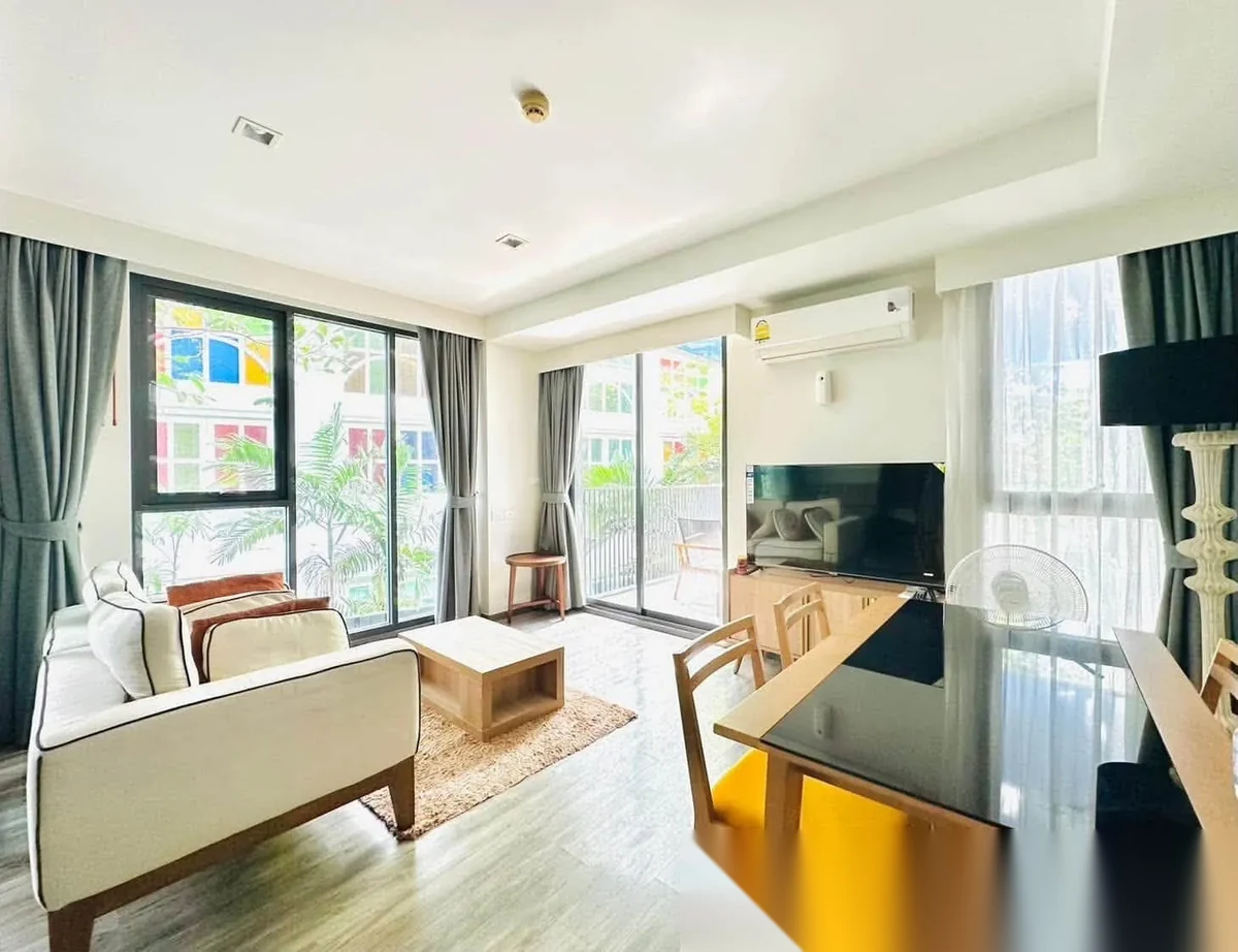 2 Bedroom Apartment for rent at The Deck Patong complex · Patong — photo 2