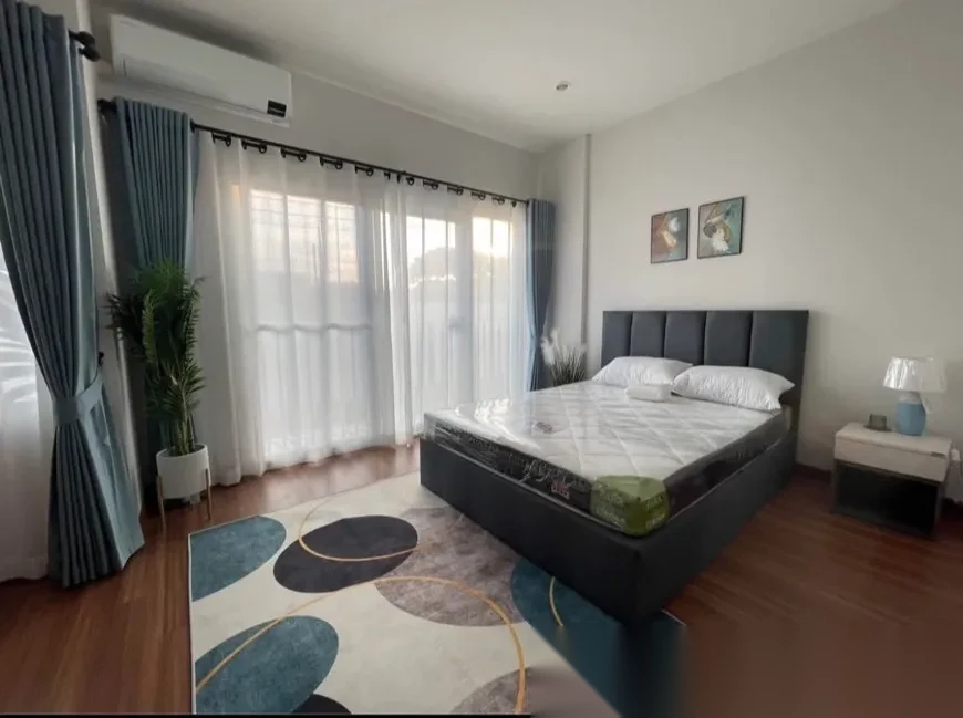 Таунхаус 3BR в комплексе Supalai Palm Spring Banpon Phuket · Си Сунтон — фото 5