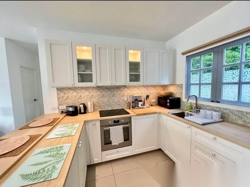 2 Bedroom Apartment for rent at Ocean Breeze complex · Choeng Thale · Garden View — photo 4