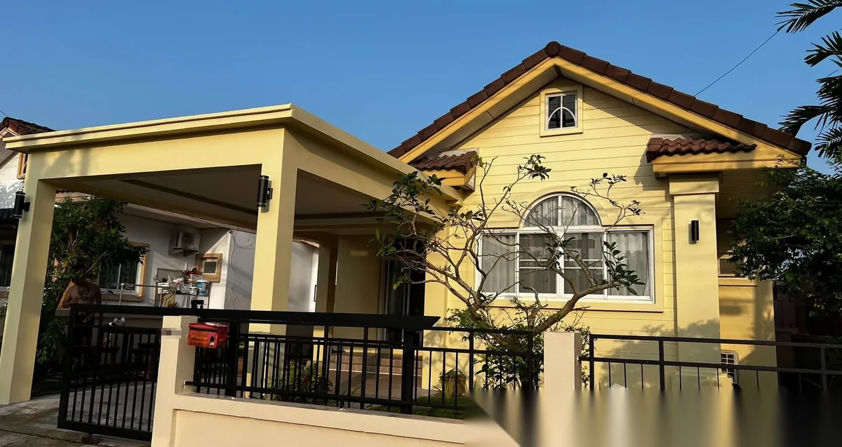 Дом 2BR в комплексе Sinsuk Thanee Village · Си Сунтон