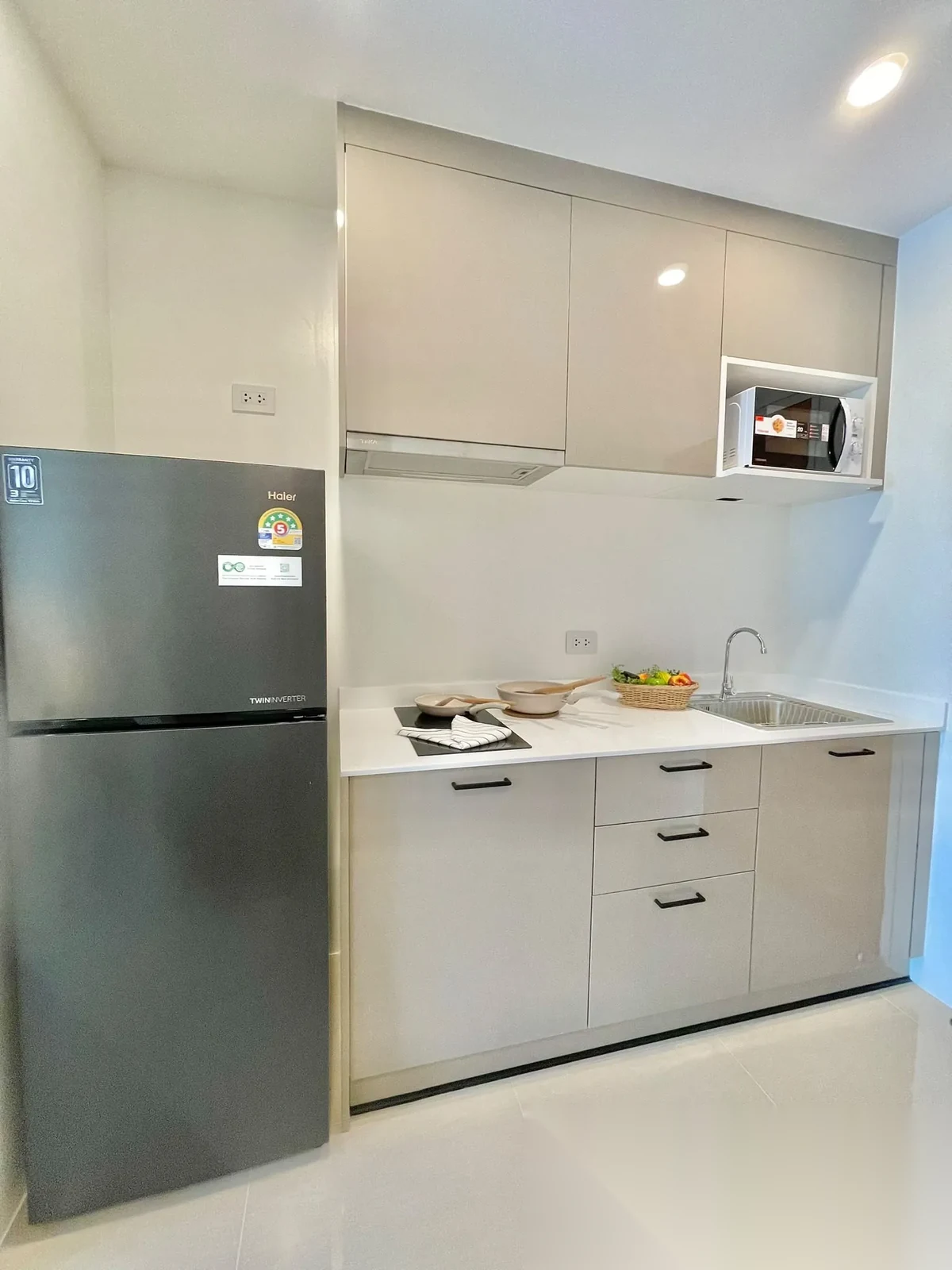 1 Bedroom Apartment for rent at U Studio complex · Si Sunthon — photo 3