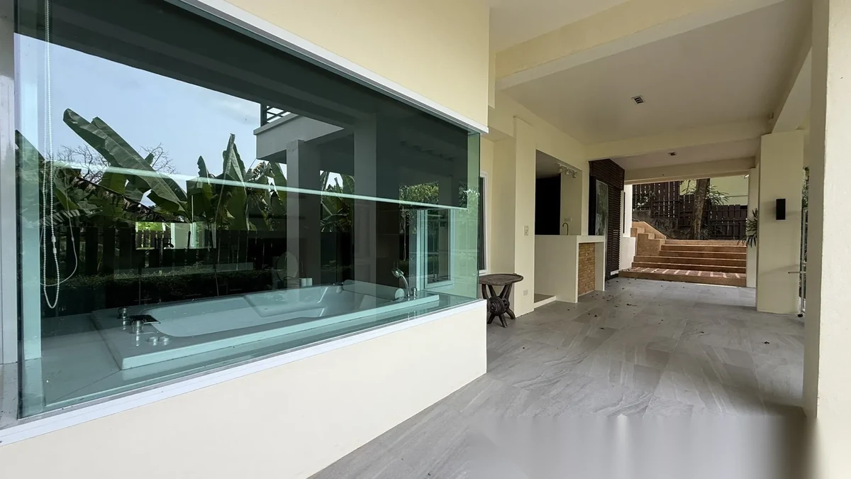 5 Bedroom House for sale · Sea View — photo 3