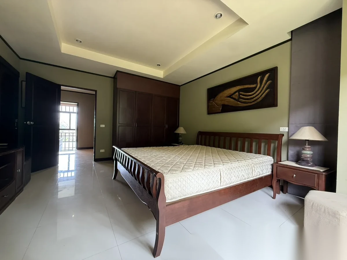 5 Bedroom House for sale · Sea View — photo 4