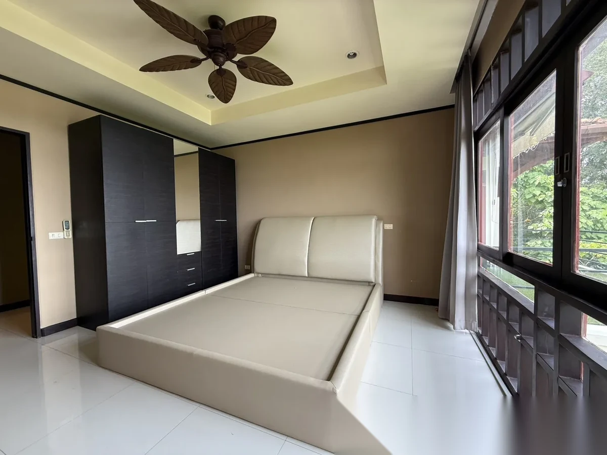 5 Bedroom House for sale · Sea View — photo 9