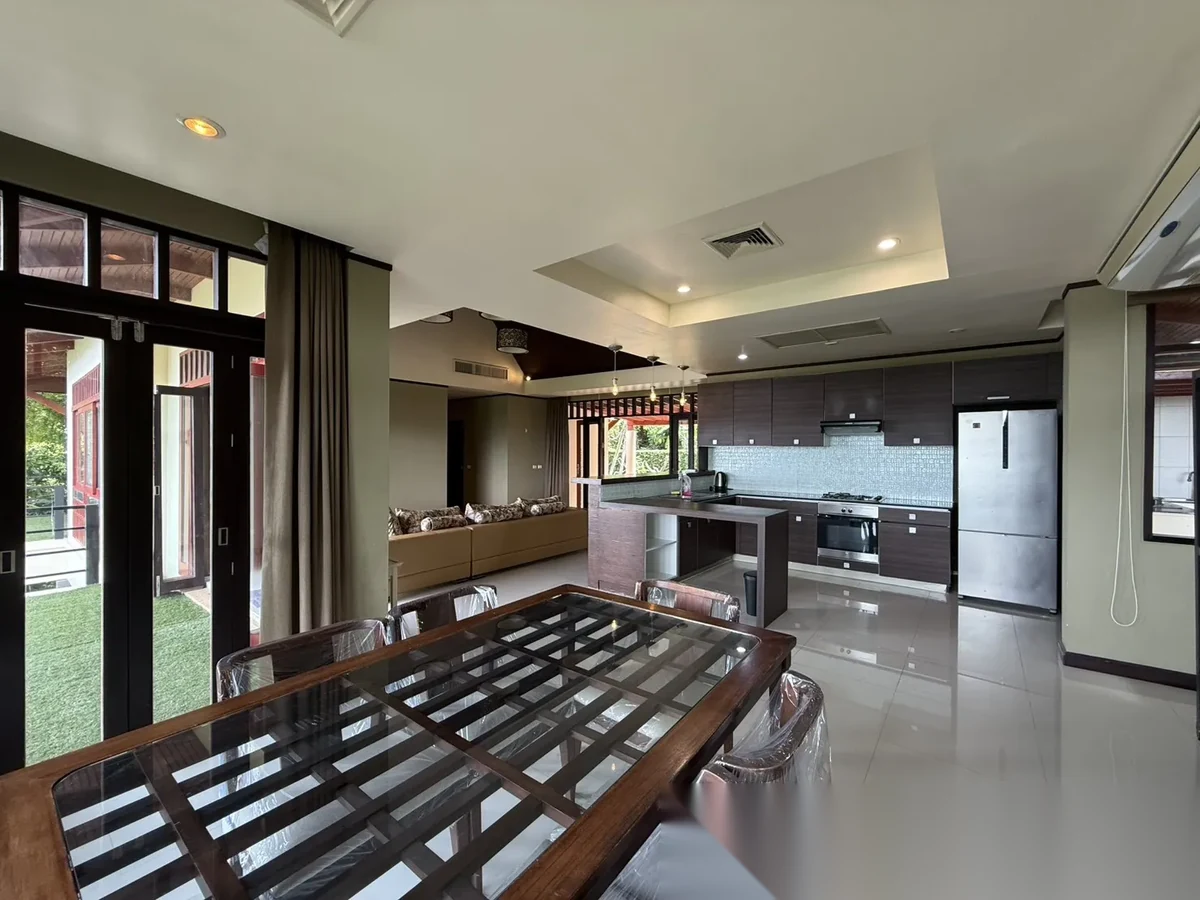 5 Bedroom House for sale · Sea View — photo 11