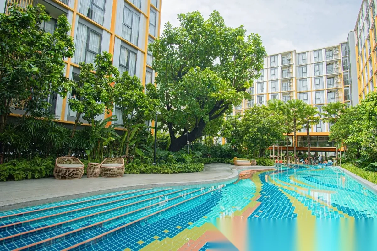 1 Bedroom Apartment for rent at The Base Rise complex · Wichit · Pool Access — photo 5