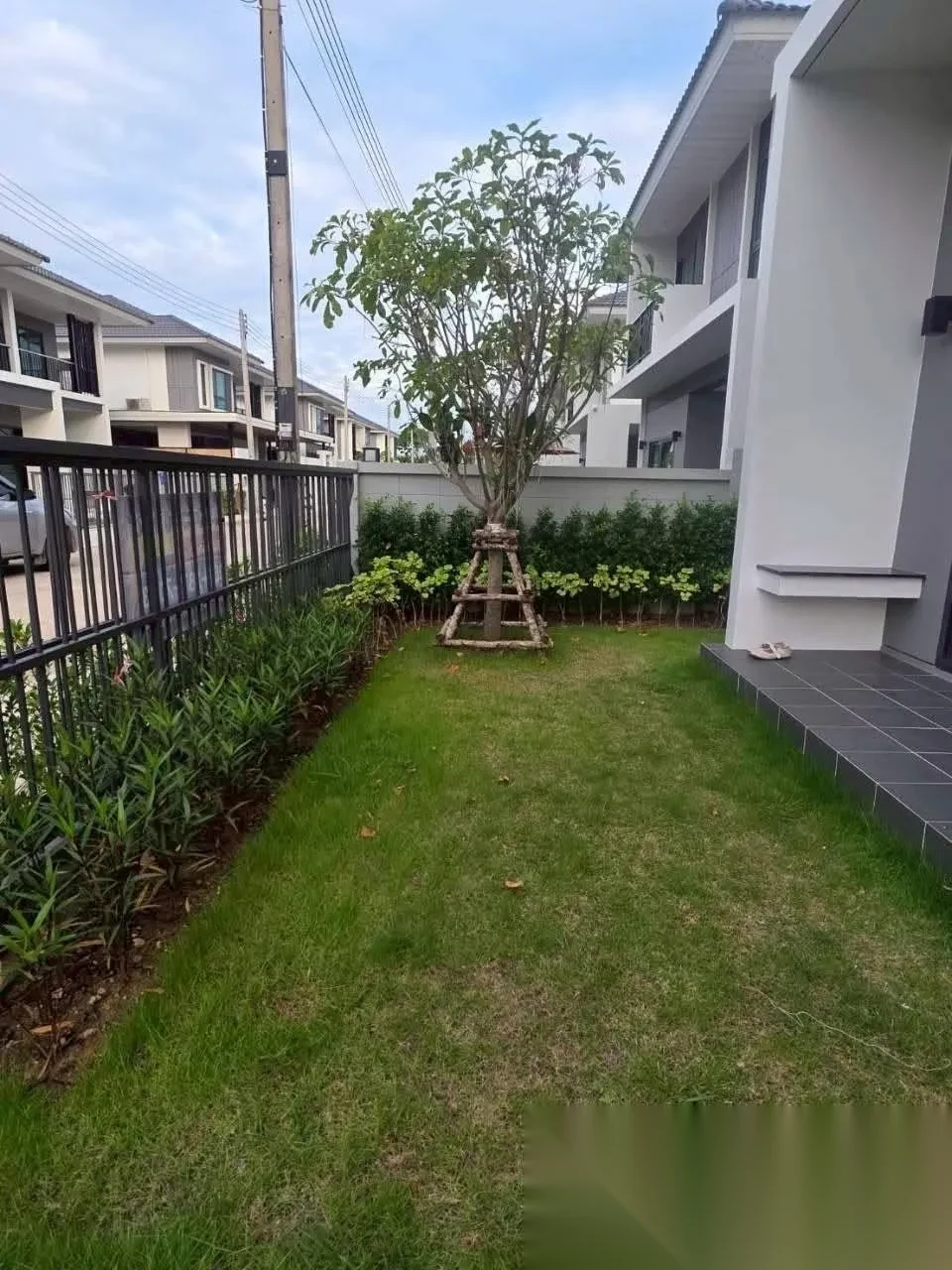 4 Bedroom House for rent at Supalai Lake Ville Phuket complex · Ko Kaeo — photo 9