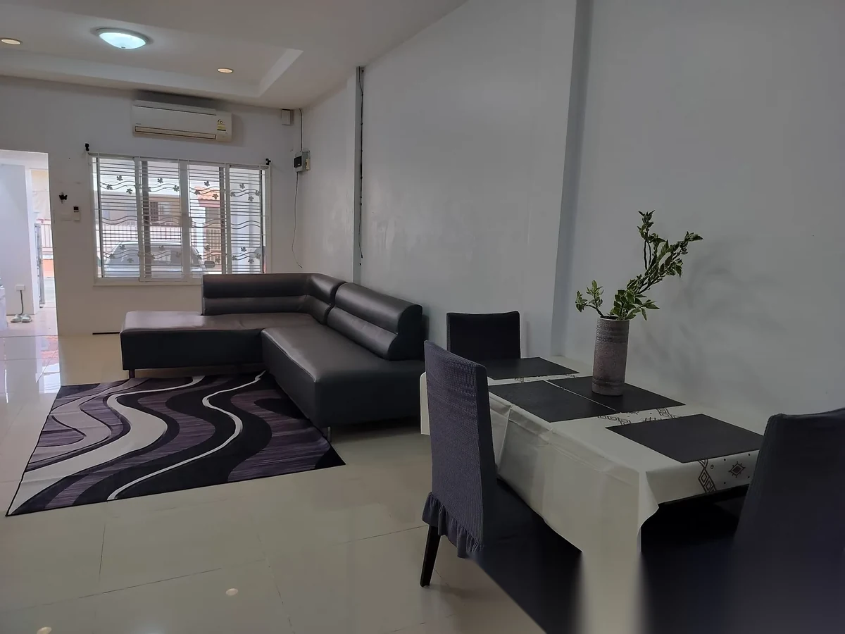 3 Bedroom House for rent · Wichit · Lake View — photo 2
