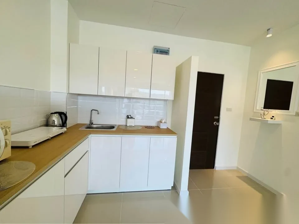 1 Bedroom Apartment for sale at Chic Condo complex · Karon · Partial Sea View — photo 5