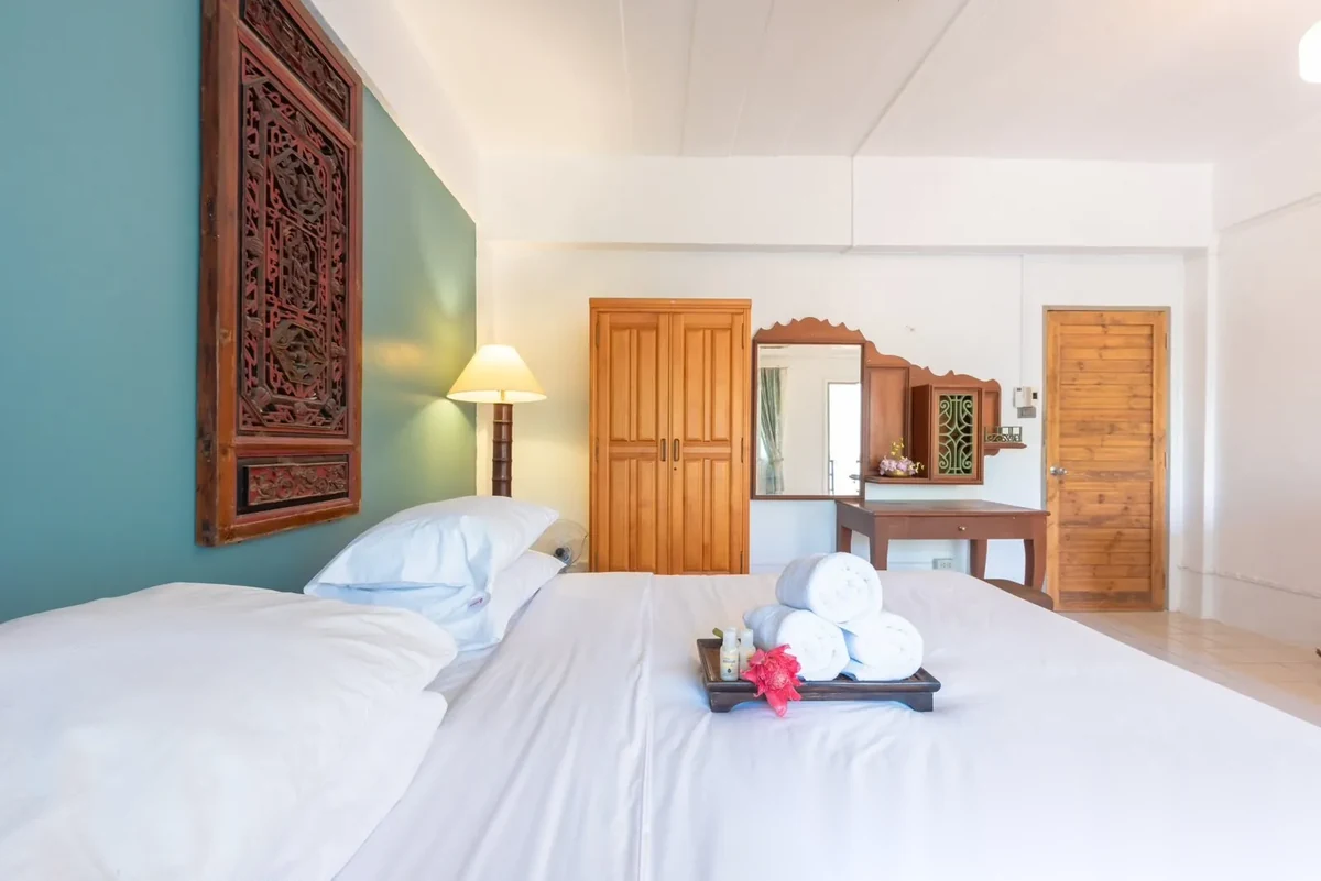 2 Bedroom Townhouse for rent at 2-Bedroom Apartment on Surin Beach Front complex · Choeng Thale · Sea View — photo 2