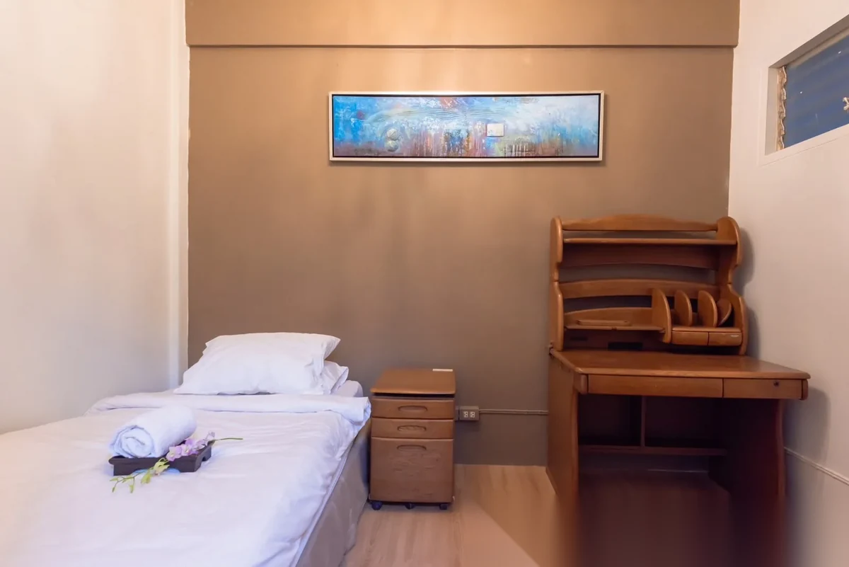 2 Bedroom Townhouse for rent at 2-Bedroom Apartment on Surin Beach Front complex · Choeng Thale · Sea View — photo 5