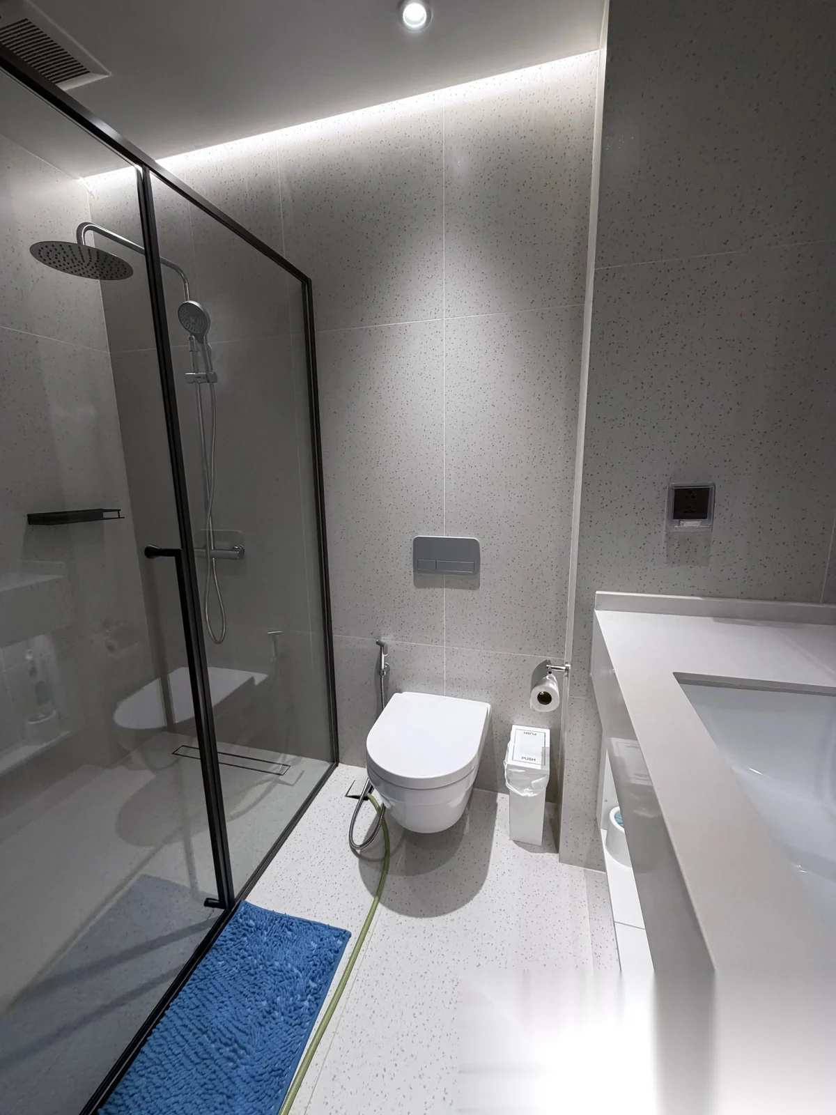 2 Bedroom Apartment for rent at Kora Beach Resort Phuket complex · Choeng Thale · Sea View — photo 5
