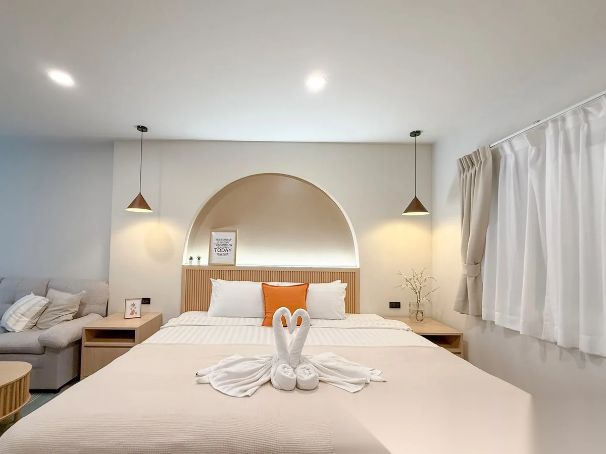 Studio Apartment for rent at Abundant Eco Hostel Phuket complex · Choeng Thale · Garden View — photo 4