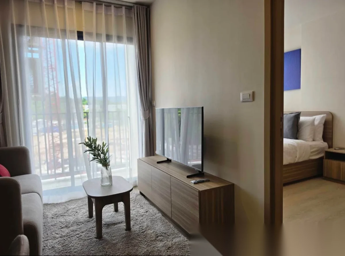 1 Bedroom Apartment for rent at The Base Rise complex · Wichit — photo 8