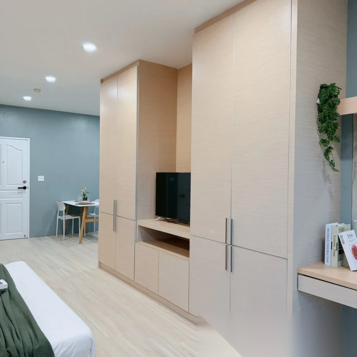 1 Bedroom Apartment for sale at The Green Places Condominium complex · Phuket Town — photo 2
