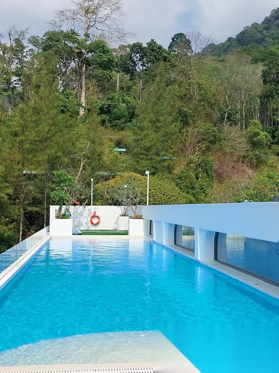 Апартаменты 1BR в ЖК Fantasea Condo Kamala · Камала · Частичный вид на море — фото 8