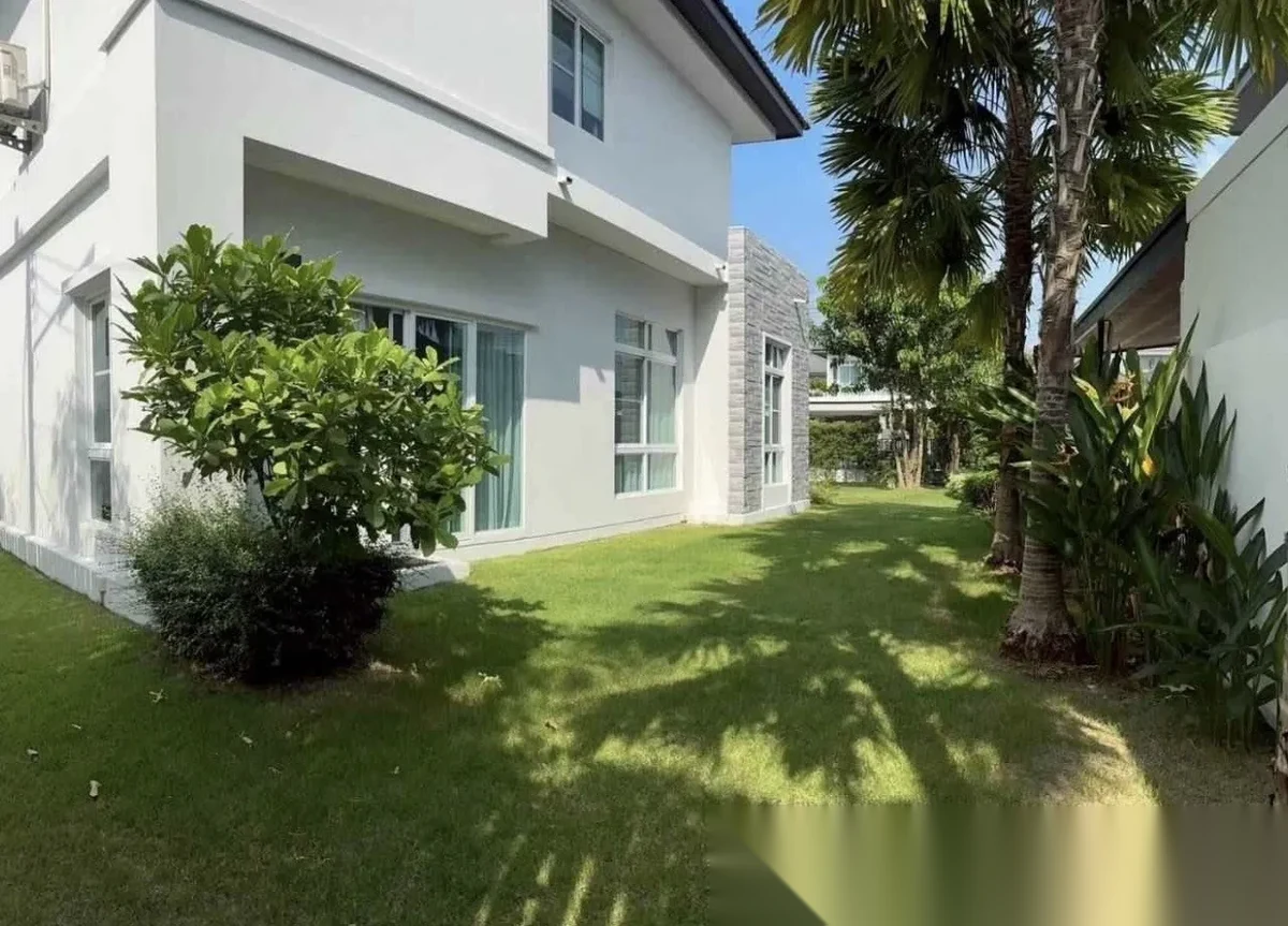 4 Bedroom House for rent at Siwalee Rasada complex · Phuket Town · Garden View — photo 2