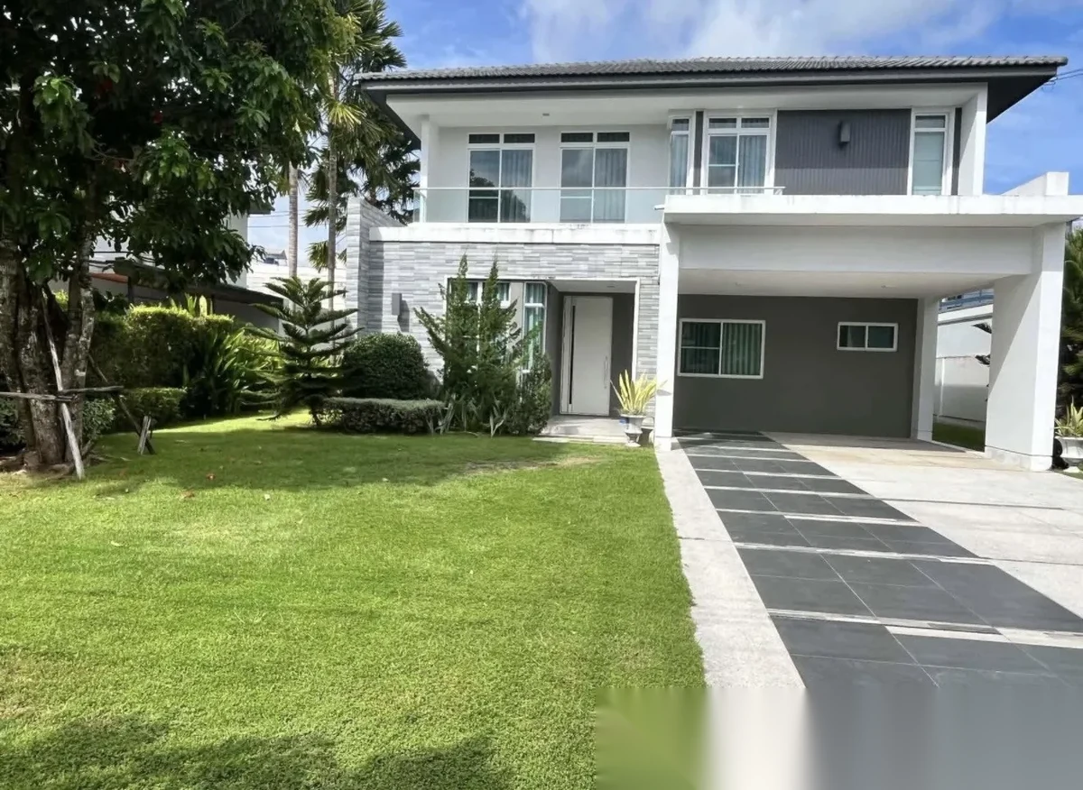 4 Bedroom House for rent at Siwalee Rasada complex · Phuket Town · Garden View — photo 7