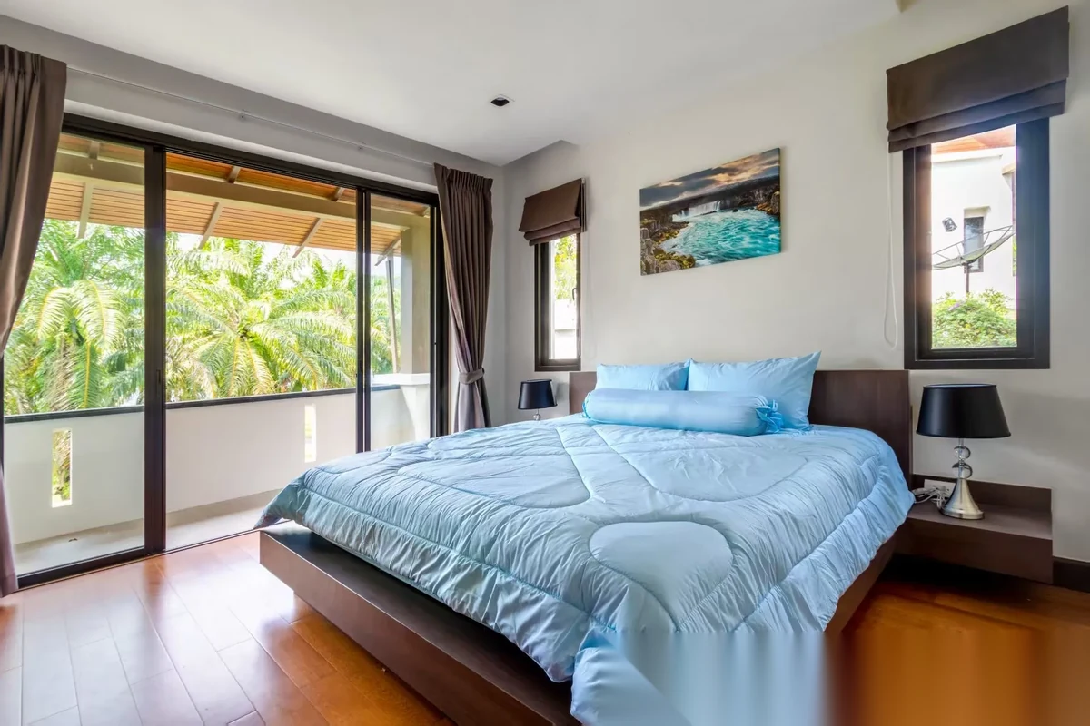 5 Bedroom Villa for sale at Loch Palm Golf Club complex · Kathu · Lake View — photo 29