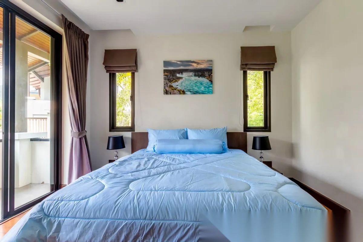 5 Bedroom Villa for sale at Loch Palm Golf Club complex · Kathu · Lake View — photo 30