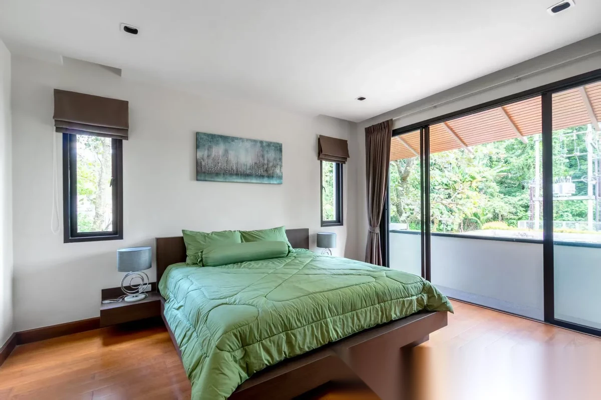 5 Bedroom Villa for sale at Loch Palm Golf Club complex · Kathu · Lake View — photo 35