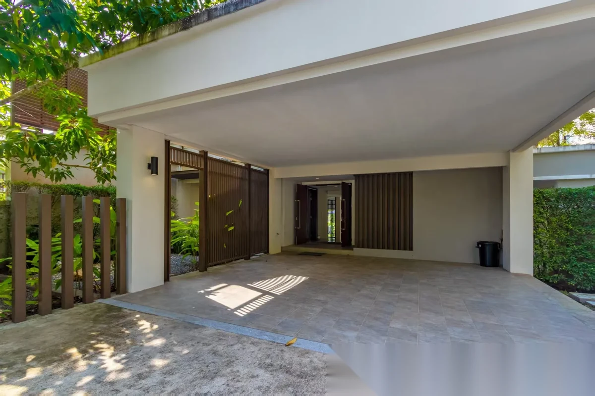 5 Bedroom Villa for sale at Loch Palm Golf Club complex · Kathu · Lake View — photo 43