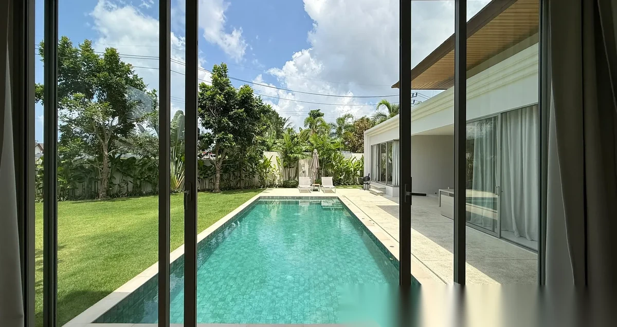 4 Bedroom Villa for rent at Trichada Azure complex · Si Sunthon