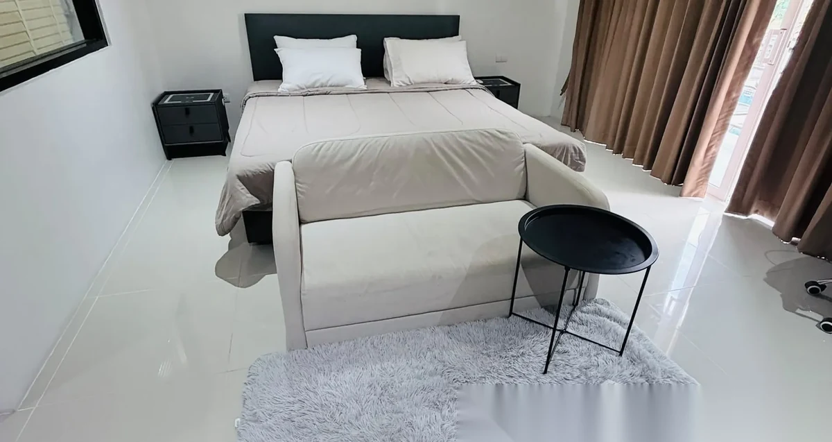 Studio Apartment for rent at Bayshore Oceanview Condominium complex · Patong · Pool View — превью PDF