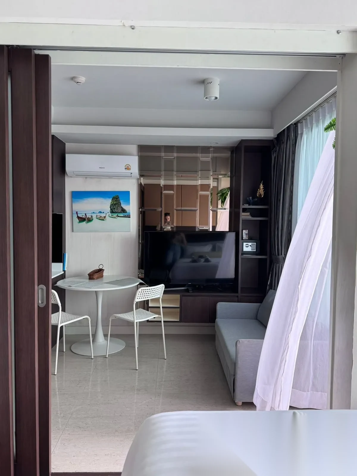 1 Bedroom Apartment for sale at Aristo 1 complex · Choeng Thale · Pool View — photo 3