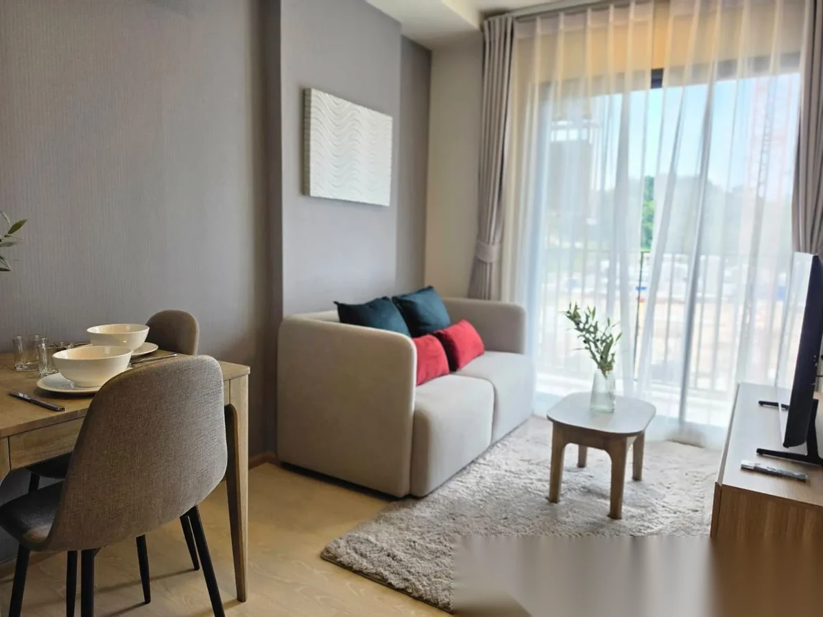 1 Bedroom Apartment for rent at The Base Rise complex · Wichit — photo 2