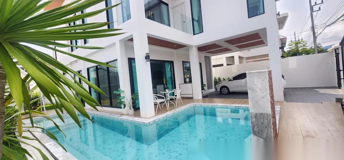 4 Bedroom Villa for sale at Suriyaporn Place complex · Chalong · Pool View — photo 4