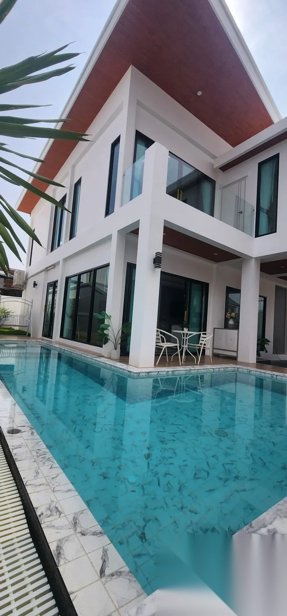 4 Bedroom Villa for sale at Suriyaporn Place complex · Chalong · Pool View — photo 10