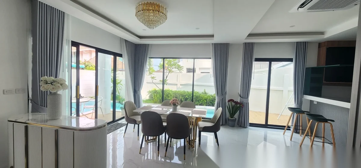 4 Bedroom Villa for sale at Suriyaporn Place complex · Chalong · Pool View — photo 33