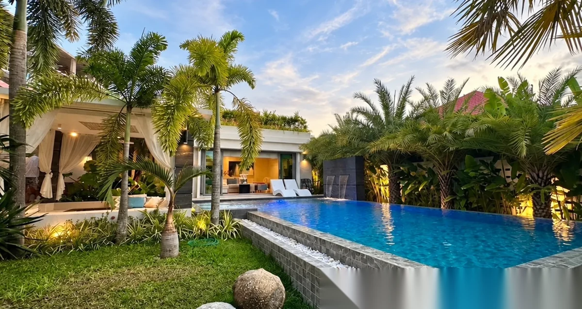 4 Bedroom Villa for rent at Luxury 4-Bedroom Pool Villa in Rawai complex · Rawai