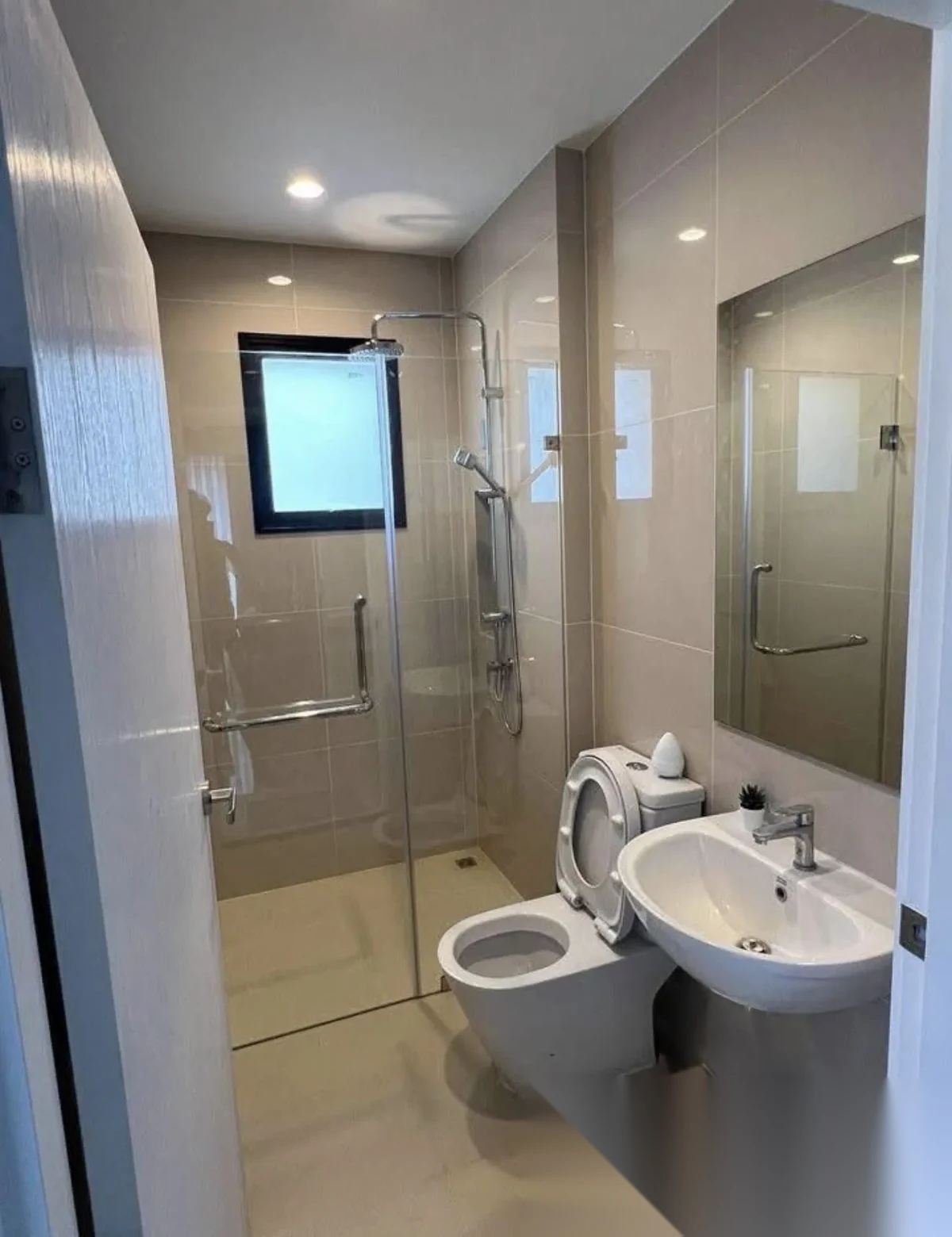 3 Bedroom House for rent at Crown Estate Dulwich Road complex · Ko Kaeo · Garden View — photo 7