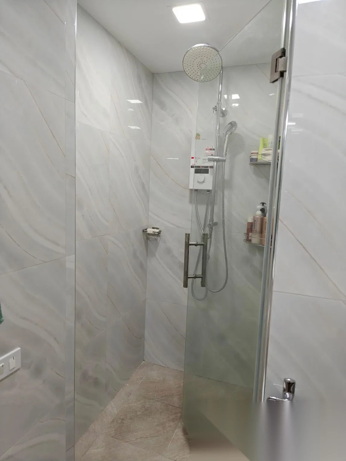 Апартаменты 1BR в ЖК Rawai Beach Condo · Раваи · Вид в сад — фото 14
