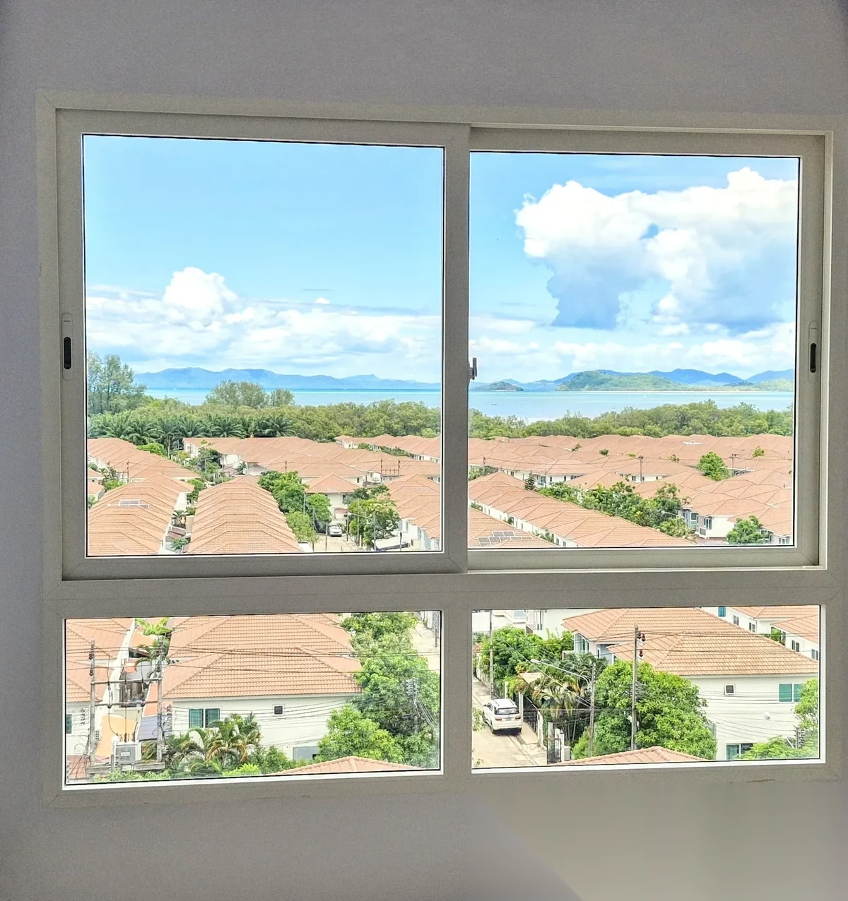 1 Bedroom Apartment for rent at Supalai Lagoon Condo complex · Ko Kaeo · Sea View — photo 2