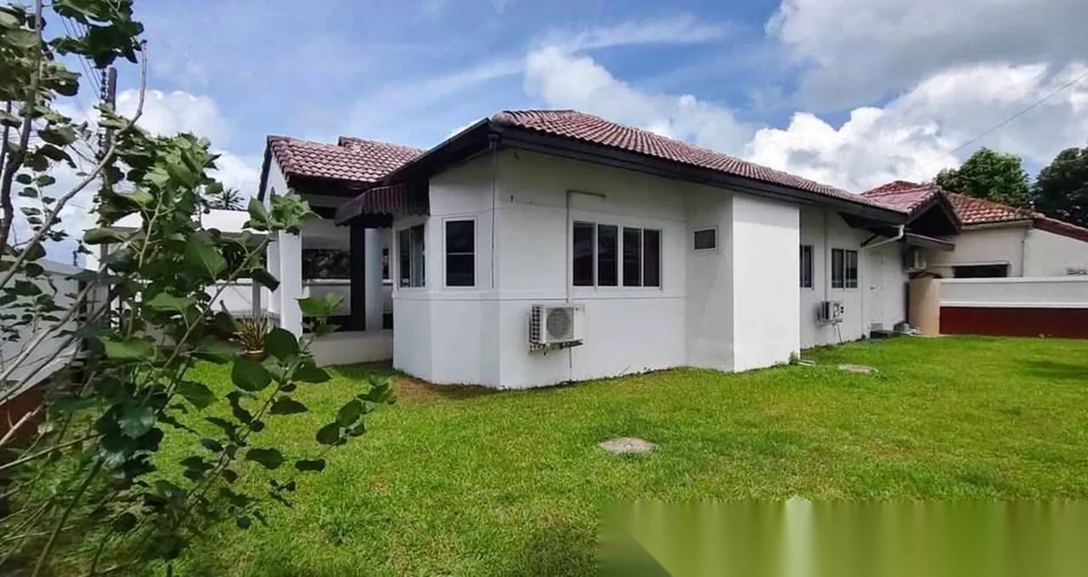 3 Bedroom House for rent · Chalong · Garden View