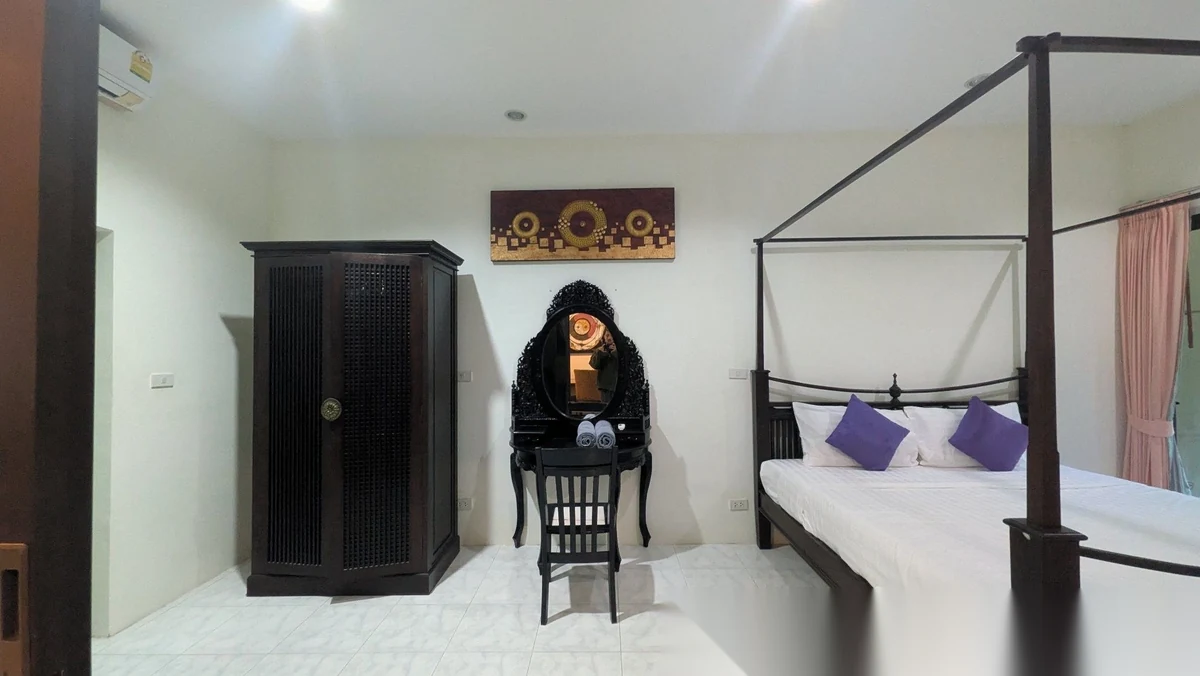 Апартаменты 1BR в ЖК Rawai Seaview Condominium · Раваи · Выход к бассейну — фото 3