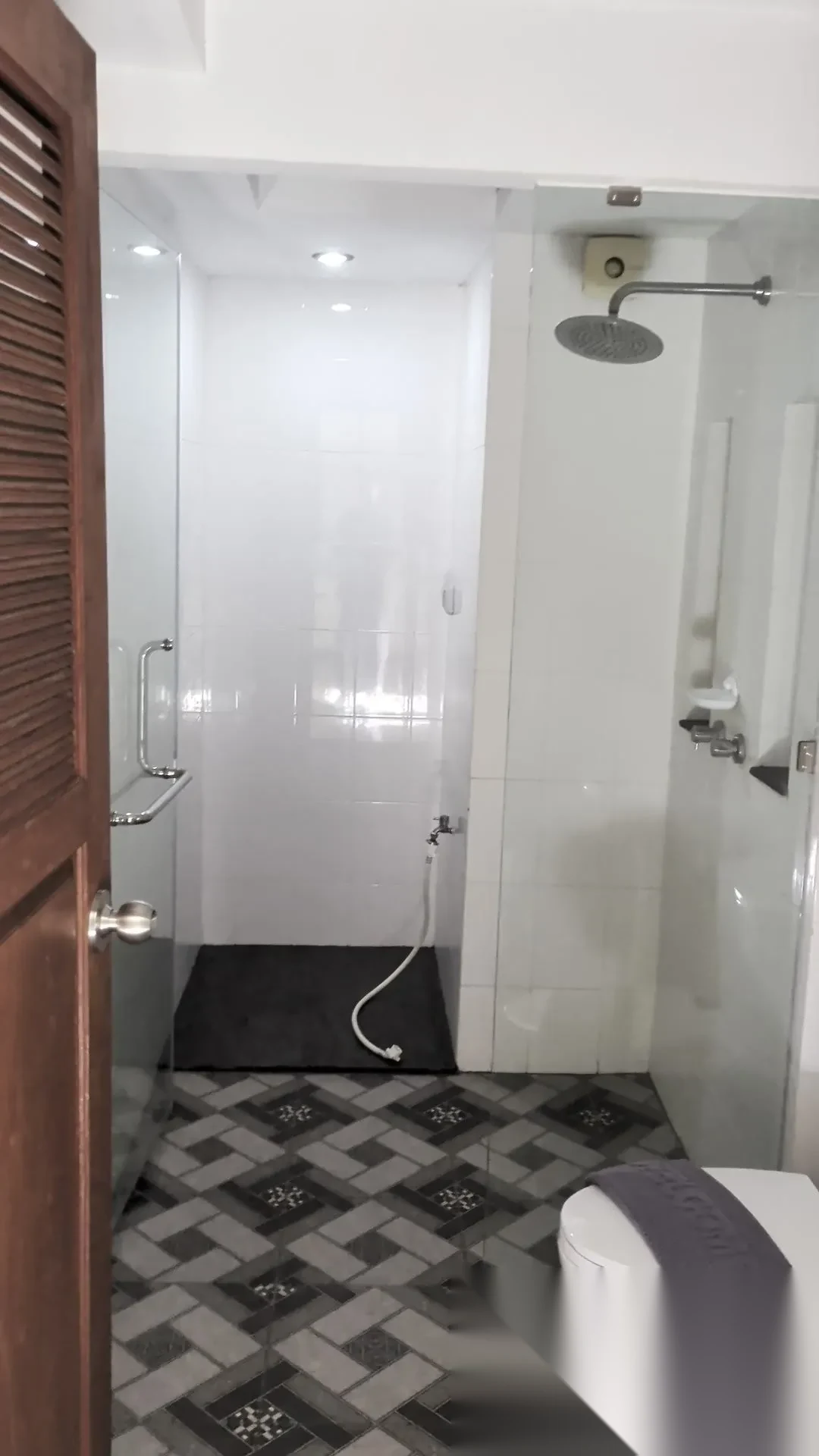 1 Bedroom Apartment for rent at Rawai Seaview Condominium complex · Rawai — photo 8